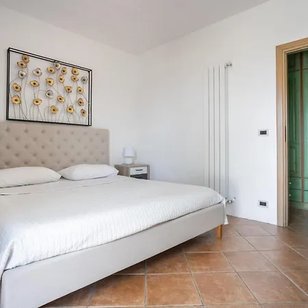 A 300 Mt. Dal Mare Villa