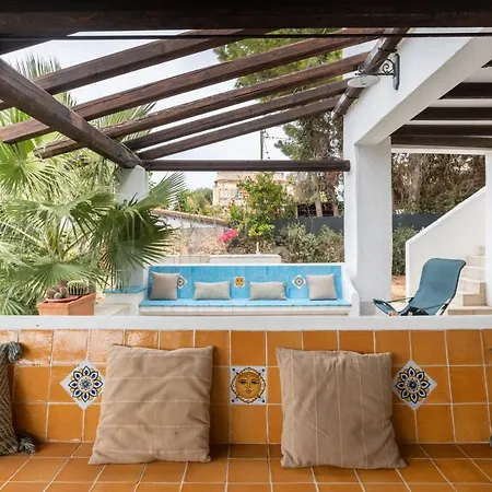 Villa A 300 Mt. Dal Mare *