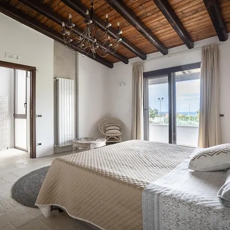 Villa A 300 Mt. Dal Mare