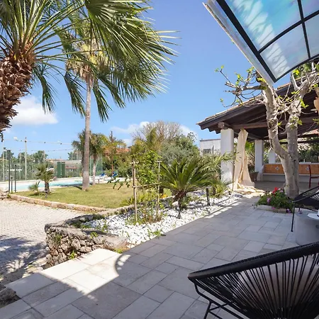 Villa A 300 Mt. Dal Mare