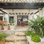 A 300 Mt. Dal Mare Villa *