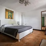 A 300 Mt. Dal Mare Villa *