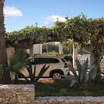 Villa A 300 Mt. Dal Mare
